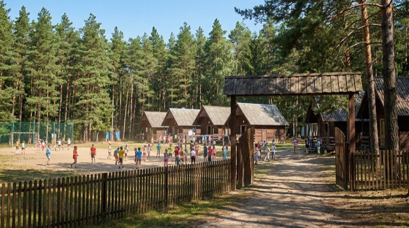 Детский отдых (детские лагеря стационарного типа)